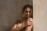 MINI PEARLS - HAND - KNOTTED BRACELET - NEON SUNSET - GOLD
